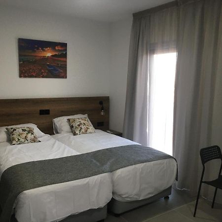 Ellenapa Apts & Studios Ayia Napa Esterno foto